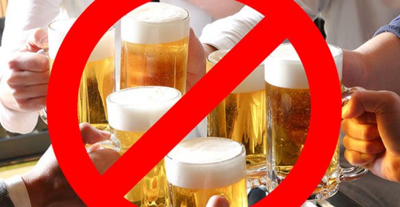 Hạn chế rượu bia là một giải pháp giúp bảo vệ gan